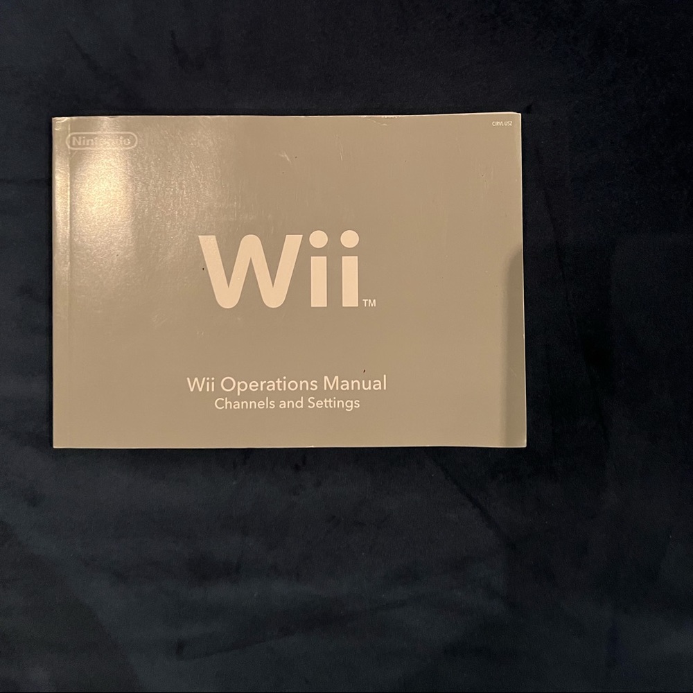 Nintendo WII paperback operations manual